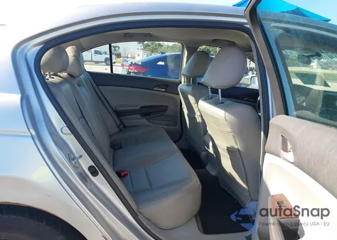 2010 Honda Accord 2.4 Lx from USA, damaged, VIN 1HGCP2F35AA172351